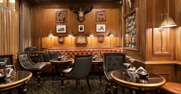 ritz-paris-hotel-bar-hemingway1_-_copie.jpg